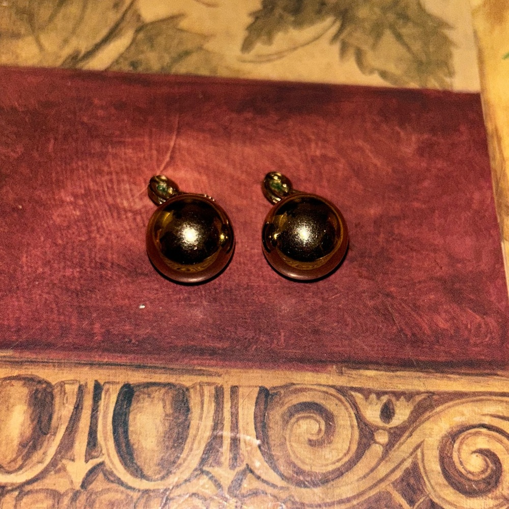 Vintage Monet Clip Ons Gold Tone Earrings